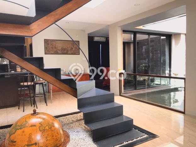 Hunian Mewah LB 350m2 Siap Pakai Desain Elegan di Pondok Labu, Jakarta Selatan Hunian Mewah LB 350m2 Siap Pakai Desain Elegan di Pondok Labu, Jakarta Selatan