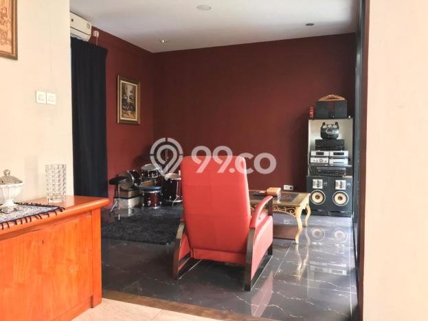 Hunian Mewah LB 350m2 Siap Pakai Desain Elegan di Pondok Labu, Jakarta Selatan Hunian Mewah LB 350m2 Siap Pakai Desain Elegan di Pondok Labu, Jakarta Selatan