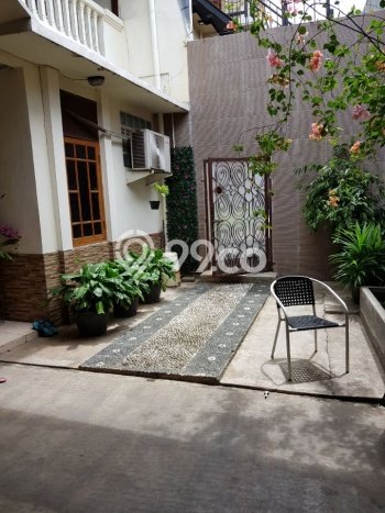 Rumah Elit LB 300m2 Siap Huni Desain Elegan di Menteng Dalam, Jakarta Selatan Rumah Elit LB 300m2 Siap Huni Desain Elegan di Menteng Dalam, Jakarta Selatan