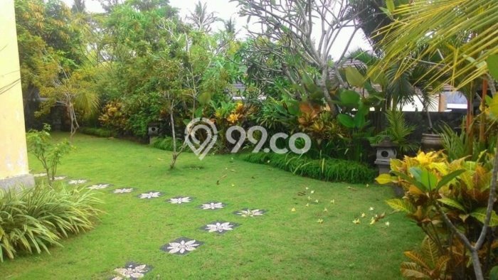 Rumah dengan halaman luas harga murah Rumah dengan halaman luas harga murah
