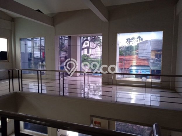 For Sale Hunian Elegan Klasik di Jakarta Selatan For Sale Hunian Elegan Klasik di Jakarta Selatan