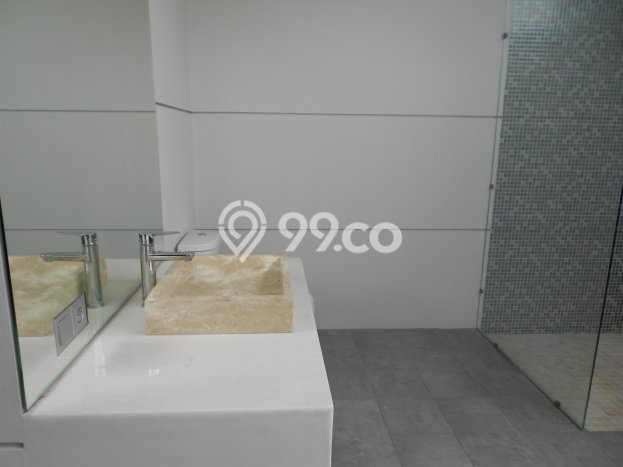HUNIAN PILIHAN! Rumah kawasan Kerobokan, 3 KT, Lingkungan Asri, Luas 400m² Bangunan 175m² HUNIAN PILIHAN! Rumah kawasan Kerobokan, 3 KT, Lingkungan Asri, Luas 400m² Bangunan 175m²