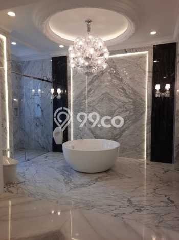 Jual Rumah Mewah Megah Dengan View Cantik di Pondok Indah, Jakarta Selatan Jual Rumah Mewah Megah Dengan View Cantik di Pondok Indah, Jakarta Selatan