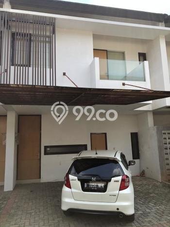 The Smart Home at De Vista Town House Bintaro Jaya Sektor 2, Tangerang Selatan The Smart Home at De Vista Town House Bintaro Jaya Sektor 2, Tangerang Selatan