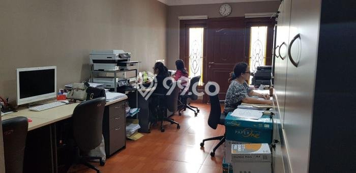 Rumah Mewah LB 660m2 Siap Huni Desain Elegan di Sunter, Jakarta Utara Rumah Mewah LB 660m2 Siap Huni Desain Elegan di Sunter, Jakarta Utara