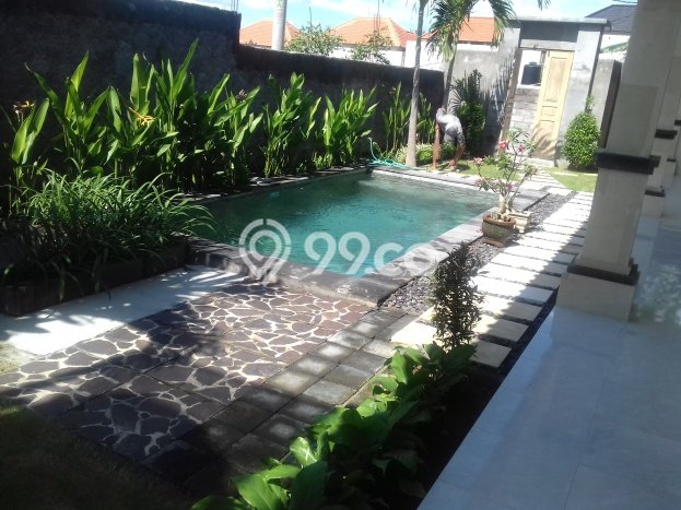 Rumah area Canggu, Akses ke Tol, 2 KM, LT 300m² LB 150m² Rumah area Canggu, Akses ke Tol, 2 KM, LT 300m² LB 150m²