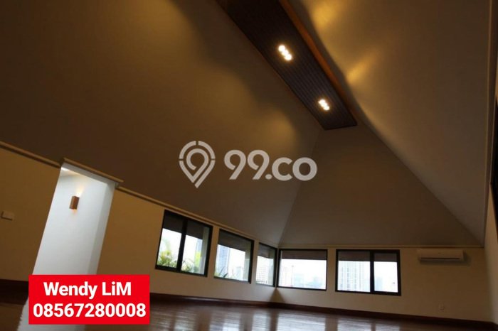Rumah Elit Modern Tanpa Renovasi di Blok S Jakarta Selatan Rumah Elit Modern Tanpa Renovasi di Blok S Jakarta Selatan