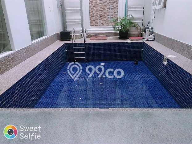 Rumah LT 484m² di Pusat Kota Menteng, Jakarta Pusat - Lokasi Strategis Rumah LT 484m² di Pusat Kota Menteng, Jakarta Pusat - Lokasi Strategis