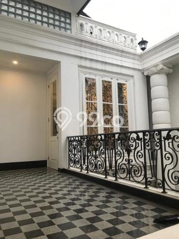 Rumah LT 484m² di Pusat Kota Menteng, Jakarta Pusat - Lokasi Strategis Rumah LT 484m² di Pusat Kota Menteng, Jakarta Pusat - Lokasi Strategis