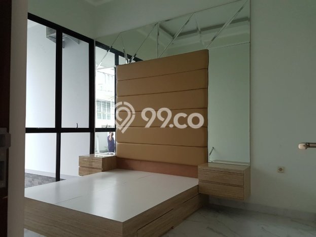 Hunian Elit LB 400m2 Siap Huni Desain Elegan di Pluit, Jakarta Utara Hunian Elit LB 400m2 Siap Huni Desain Elegan di Pluit, Jakarta Utara
