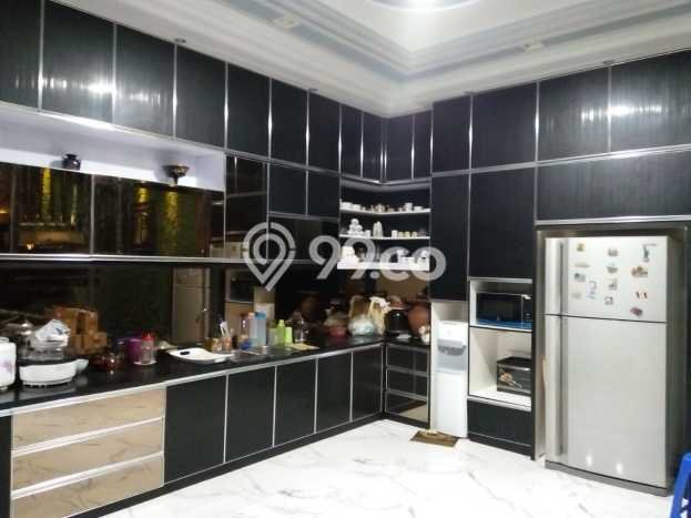 Rumah Eksklusif Siap Huni LT 520m2 di Jatinegara, Jakarta Timur Rumah Eksklusif Siap Huni LT 520m2 di Jatinegara, Jakarta Timur