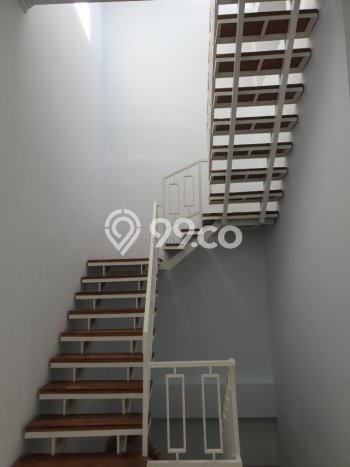 Rumah Minimalis 2 KT di Jelambar Jakarta Barat Rumah Minimalis 2 KT di Jelambar Jakarta Barat