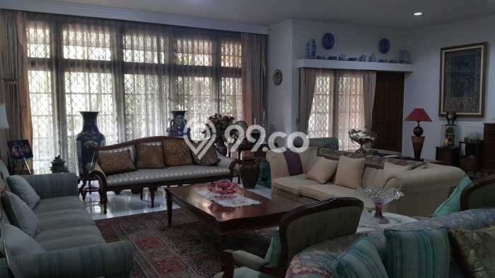 Rumah Elit LB 1500m2 Siap Pakai Desain Elegan di Kuningan, Jakarta Selatan Rumah Elit LB 1500m2 Siap Pakai Desain Elegan di Kuningan, Jakarta Selatan