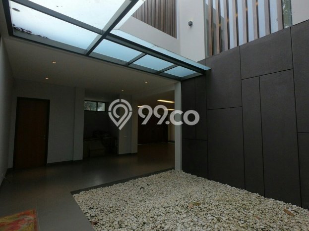Jual Rumah Mewah Elegan Dengan View Eksklusif di Cipaganti, Bandung Jual Rumah Mewah Elegan Dengan View Eksklusif di Cipaganti, Bandung