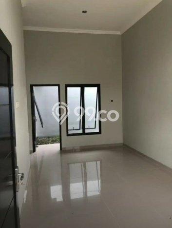 Rumah Bagus area Karanganyar, Solo, Luas Tanah 45m², LB 93m² Rumah Bagus area Karanganyar, Solo, Luas Tanah 45m², LB 93m²