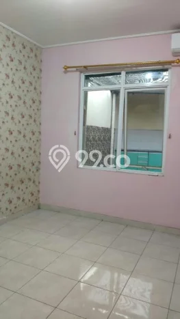 Lokasi strategis! Rumah siap pakai dikontrakkan di Pamulang LB 200m2 Lokasi strategis! Rumah siap pakai dikontrakkan di Pamulang LB 200m2