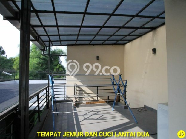 Rumah Mewah LB 276m2 Siap Pakai Desain Elegan di BSD, Tangerang Rumah Mewah LB 276m2 Siap Pakai Desain Elegan di BSD, Tangerang