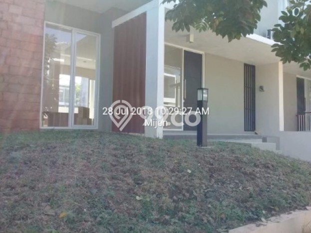 Lokasi terbaik! Rumah siap pakai dikontrakkan di Mijen LB 150m2 Lokasi terbaik! Rumah siap pakai dikontrakkan di Mijen LB 150m2