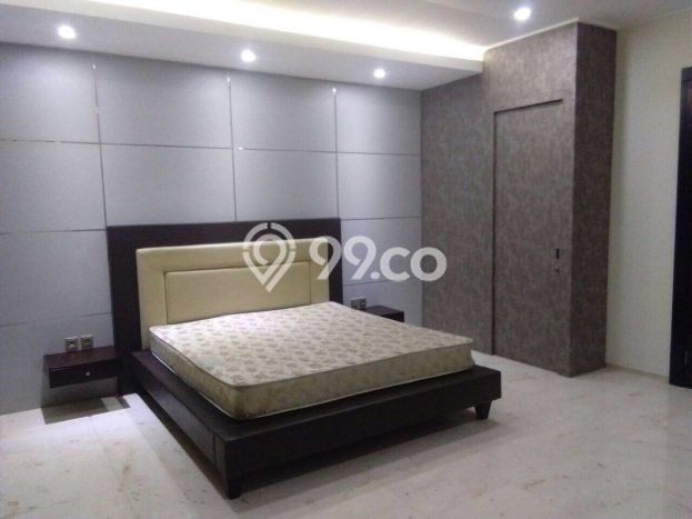 Rumah sewa siap pakai 3 Kamar Tidur di Kemang, Jakarta Selatan Rumah sewa siap pakai 3 Kamar Tidur di Kemang, Jakarta Selatan