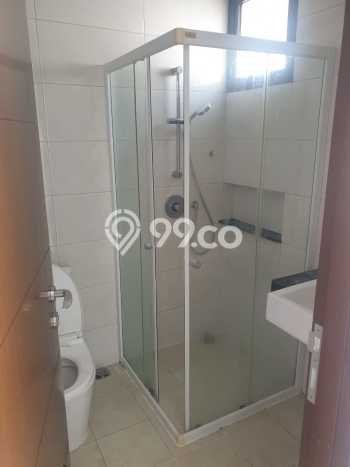 Rumah Strategis di Pusat Kota Green Lake City, Jakarta Barat - LT 90m² Rumah Strategis di Pusat Kota Green Lake City, Jakarta Barat - LT 90m²