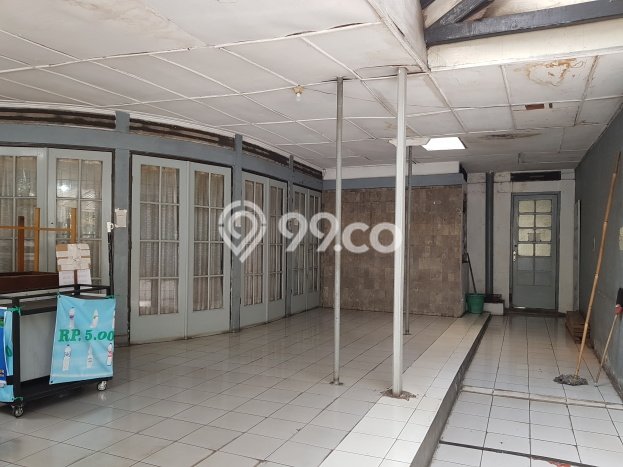 Rumah Mewah Akses Mudah di Bandung Semi Furnished Rumah Mewah Akses Mudah di Bandung Semi Furnished