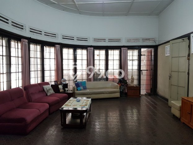 Rumah Mewah Akses Mudah di Bandung Semi Furnished Rumah Mewah Akses Mudah di Bandung Semi Furnished