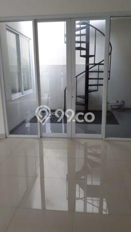 Rumah Luas Asri 3 KT Siap Huni di BSD Nusaloka Tangerang Rumah Luas Asri 3 KT Siap Huni di BSD Nusaloka Tangerang