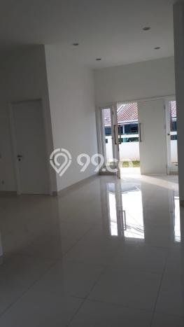 Rumah Luas Asri 3 KT Siap Huni di BSD Nusaloka Tangerang Rumah Luas Asri 3 KT Siap Huni di BSD Nusaloka Tangerang