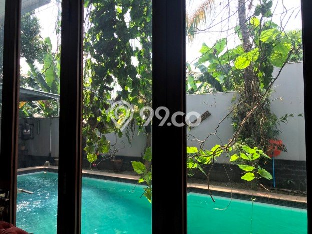 Ready to Use! Premium House LT 502m2 Desain Elegan di Lebak Bulus Ready to Use! Premium House LT 502m2 Desain Elegan di Lebak Bulus