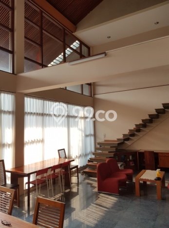 Rumah Premium di Bandung Strategis Kondisi Terawat Rumah Premium di Bandung Strategis Kondisi Terawat