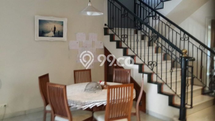 Disewakan! Rumah 5 Kamar Tidur &
3 Kamar Mandi di BSD Bukit Golf, Tangerang Disewakan! Rumah 5 Kamar Tidur &
3 Kamar Mandi di BSD Bukit Golf, Tangerang