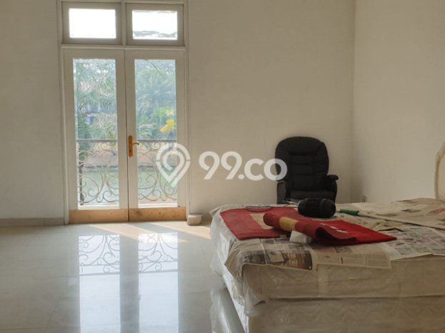 Rumah Elit Modern Tanpa Renovasi di BSD Tangerang Rumah Elit Modern Tanpa Renovasi di BSD Tangerang