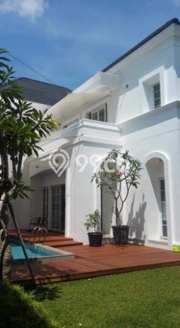 Disewakan Rumah Strategis di BSD De Park LT 480m2 / LB 350m2 Siap Huni Disewakan Rumah Strategis di BSD De Park LT 480m2 / LB 350m2 Siap Huni