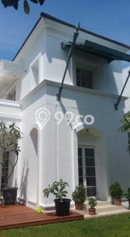 Disewakan Rumah Strategis di BSD De Park LT 480m2 / LB 350m2 Siap Huni Disewakan Rumah Strategis di BSD De Park LT 480m2 / LB 350m2 Siap Huni