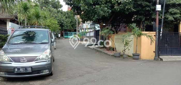 Siap Huni Rumah Mewah 5 Kamar di Kebon Jeruk Dekat ke Mana Saja Siap Huni Rumah Mewah 5 Kamar di Kebon Jeruk Dekat ke Mana Saja