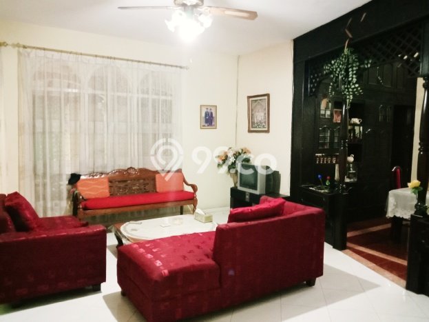 Rumah Mewah LB 200m2 Siap Huni Desain Elegan di Bintaro, Jakarta Selatan Rumah Mewah LB 200m2 Siap Huni Desain Elegan di Bintaro, Jakarta Selatan