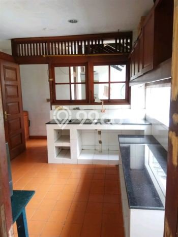 Rumah Mewah LB 484m2 Siap Huni Desain Elegan di Pondok Indah, Jakarta Selatan Rumah Mewah LB 484m2 Siap Huni Desain Elegan di Pondok Indah, Jakarta Selatan