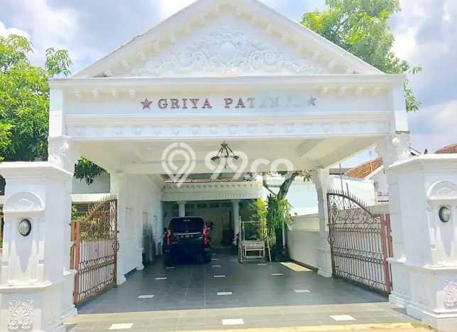 Rumah area Kraton, Yogyakarta, Luas 350m² Bangunan 300m² - INVESTASI TERBAIK! Rumah area Kraton, Yogyakarta, Luas 350m² Bangunan 300m² - INVESTASI TERBAIK!