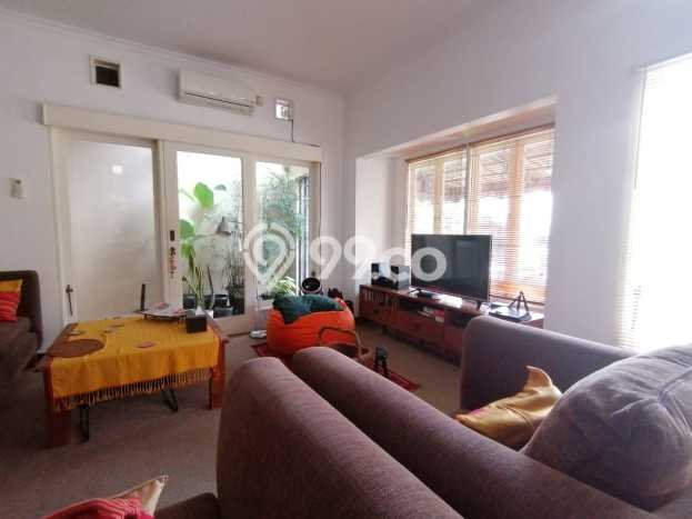 For Sale! Luxury House LT 268m2 Desain Modern di Bintaro For Sale! Luxury House LT 268m2 Desain Modern di Bintaro