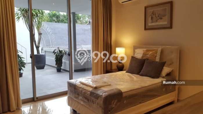 Sewa Rumah Strategis LT 640m2 / LB 800m2 di scbd, Jakarta Selatan Sewa Rumah Strategis LT 640m2 / LB 800m2 di scbd, Jakarta Selatan