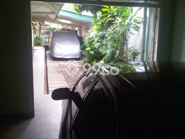 Rumah Eksklusif Siap Huni LT 984m2 di Kebayoran Baru, Jakarta Selatan Rumah Eksklusif Siap Huni LT 984m2 di Kebayoran Baru, Jakarta Selatan