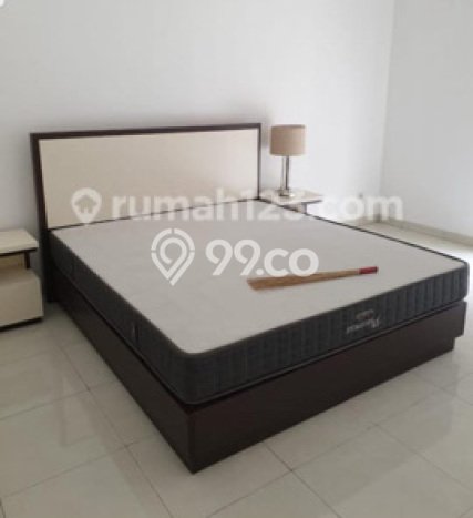 Rumah sewa siap pakai 4 Kamar Tidur di BSD Foresta, Tangerang Rumah sewa siap pakai 4 Kamar Tidur di BSD Foresta, Tangerang