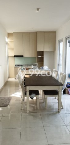 Rumah sewa siap pakai 4 Kamar Tidur di BSD Foresta, Tangerang Rumah sewa siap pakai 4 Kamar Tidur di BSD Foresta, Tangerang