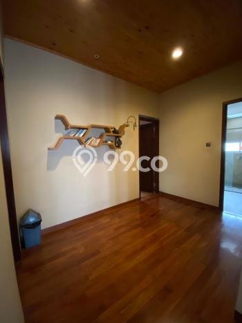 Ready to Use! Luxury House LT 675m2 Desain Elegan di Setiabudi Ready to Use! Luxury House LT 675m2 Desain Elegan di Setiabudi