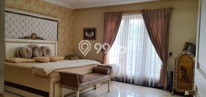 Rumah Elit Modern Siap Huni di Pondok Indah Jakarta Selatan Rumah Elit Modern Siap Huni di Pondok Indah Jakarta Selatan