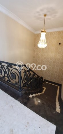 Rumah Elit Modern Siap Huni di Pondok Indah Jakarta Selatan Rumah Elit Modern Siap Huni di Pondok Indah Jakarta Selatan