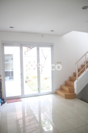 Rumah Modern 3 KT di BSD Pavillion Residence Tangerang Unfurnished Rumah Modern 3 KT di BSD Pavillion Residence Tangerang Unfurnished