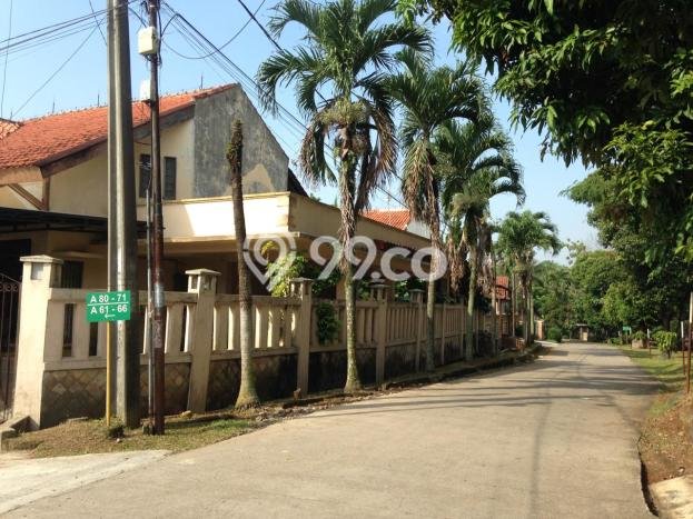 Rumah di Sawangan, Depok, LT 321m² Bangunan 200m² Rumah di Sawangan, Depok, LT 321m² Bangunan 200m²