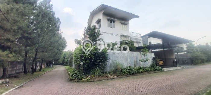 Ready to Use! Premium House LT 342m2 Desain Elegan di Tajur Ready to Use! Premium House LT 342m2 Desain Elegan di Tajur