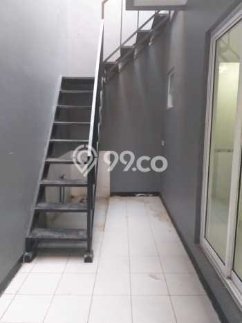 NEW LISTING! Rumah kawasan Green Lake City, Siap Huni, 3 KT, Dekat Green Lake City, Jakarta Barat, Jakarta Barat, Luas 108m² LB 180m² NEW LISTING! Rumah kawasan Green Lake City, Siap Huni, 3 KT, Dekat Green Lake City, Jakarta Barat, Jakarta Barat, Luas 108m² LB 180m²